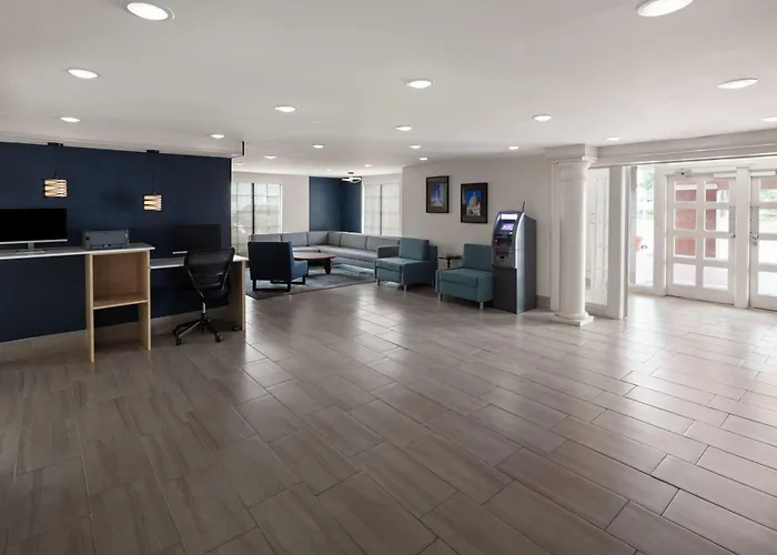 La Quinta Inn By Wyndham Omaha West